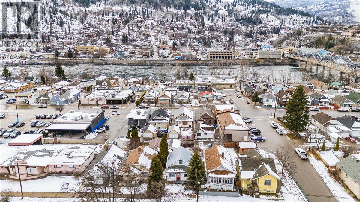 1522 Third Avenue, Trail, British Columbia  V1R 1P7 - Photo 33 - 10382832