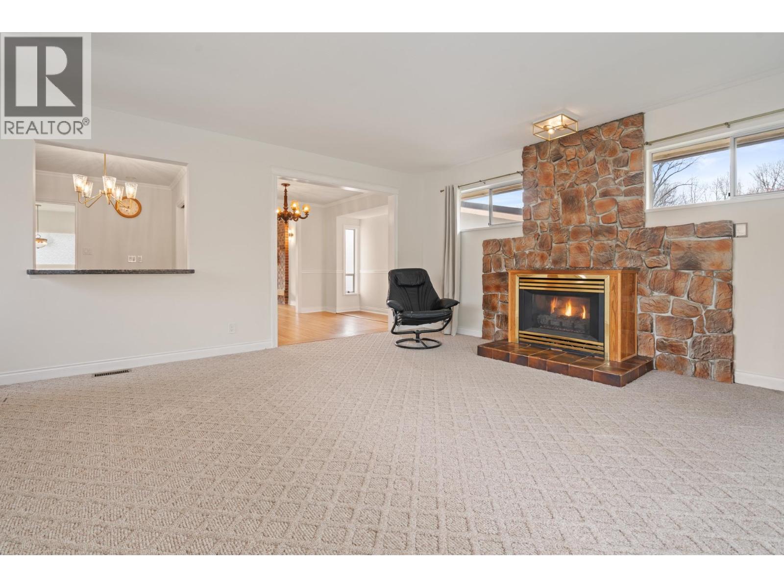 1743 Taralawn Court, Burnaby, British Columbia  V5B 3H4 - Photo 19 - R3100276