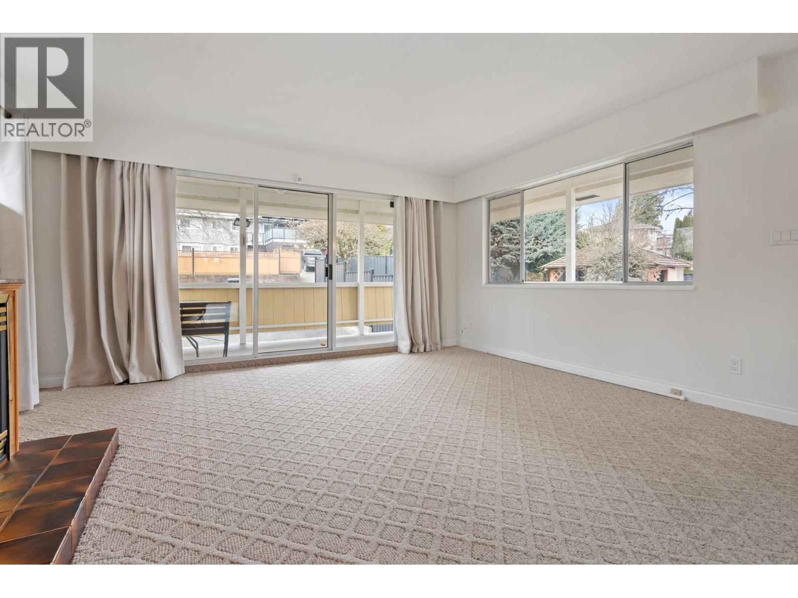 1743 Taralawn Court, Burnaby, British Columbia  V5B 3H4 - Photo 18 - R3100276