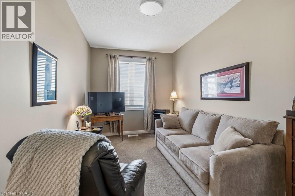 92 Northernbreeze Street, Mount Hope, Ontario  L0R 1W0 - Photo 16 - 40819500