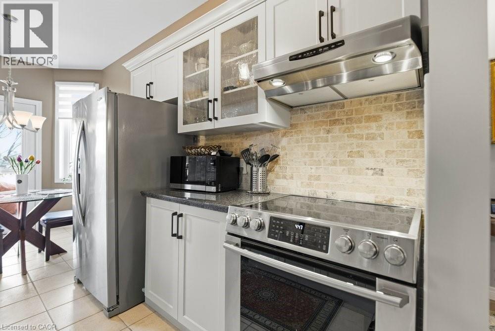 92 Northernbreeze Street, Mount Hope, Ontario  L0R 1W0 - Photo 8 - 40819500