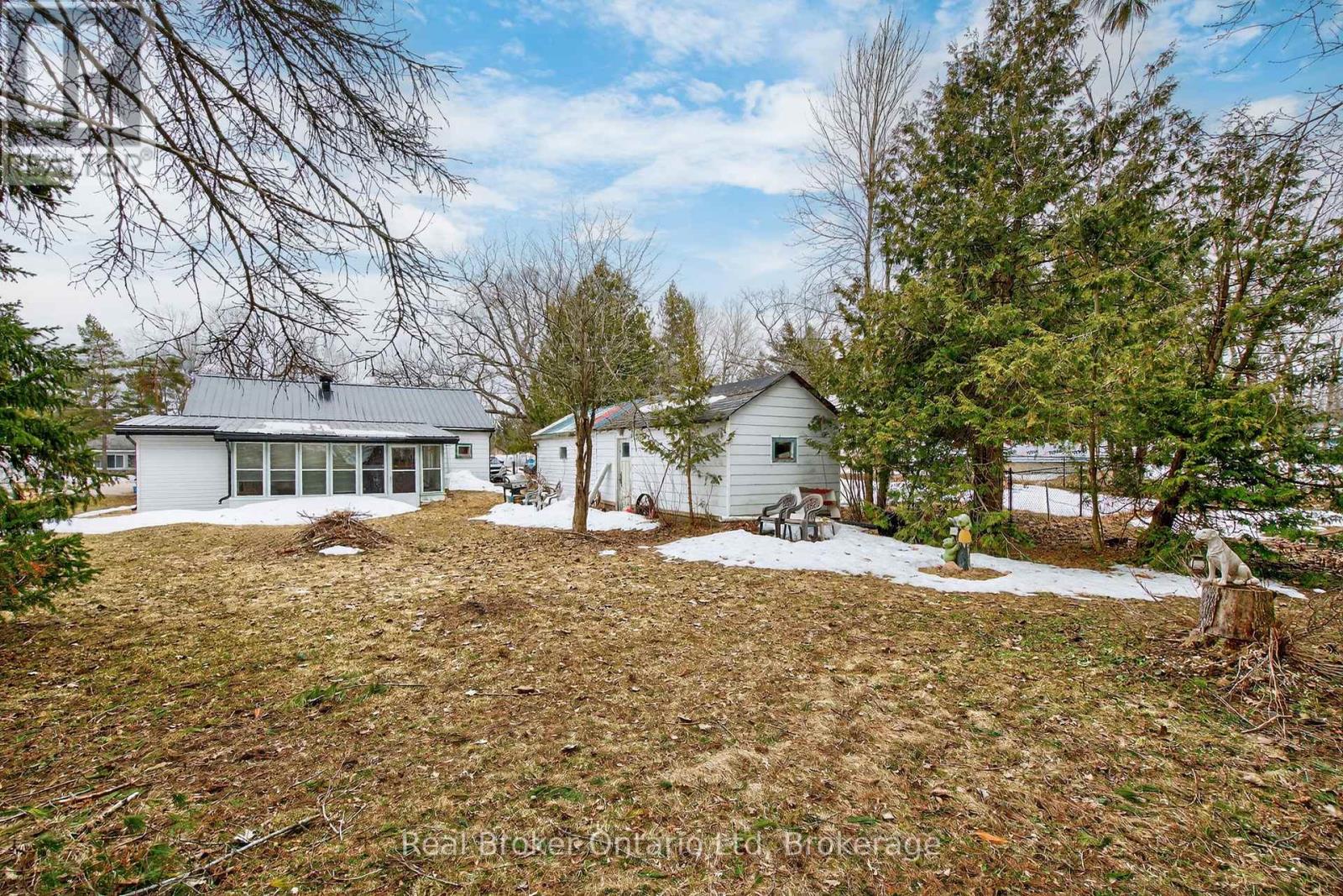 156 Silver Birch Crescent, Tay, Ontario  L0K 1R0 - Photo 17 - S12973718