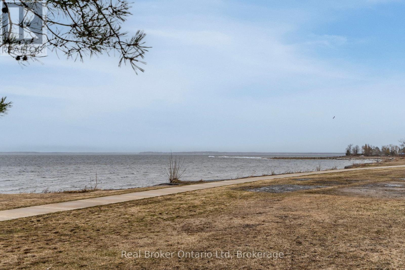 156 Silver Birch Crescent, Tay, Ontario  L0K 1R0 - Photo 24 - S12973718