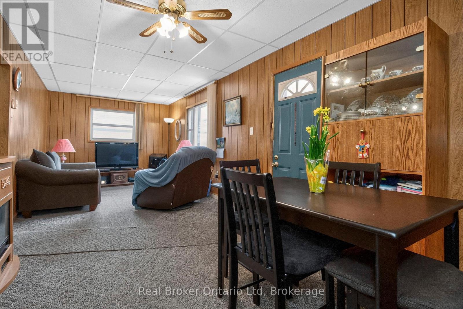 156 Silver Birch Crescent, Tay, Ontario  L0K 1R0 - Photo 4 - S12973718