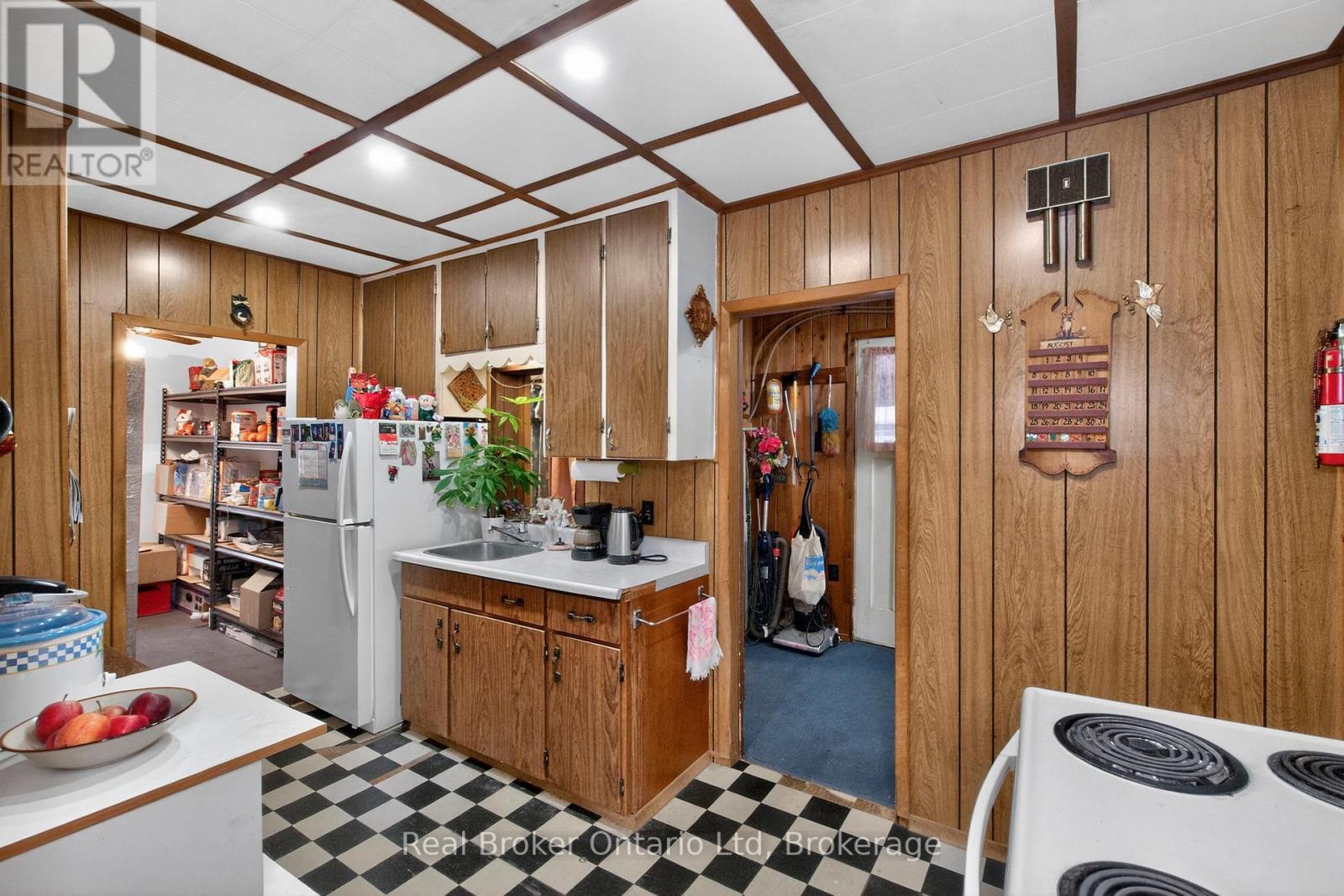 156 Silver Birch Crescent, Tay, Ontario  L0K 1R0 - Photo 8 - S12973718