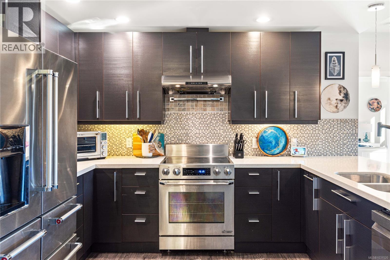 203 439 College Rd, Qualicum Beach, British Columbia  V9K 0B2 - Photo 11 - 1031520