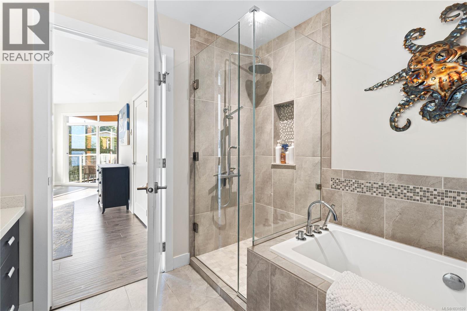 203 439 College Rd, Qualicum Beach, British Columbia  V9K 0B2 - Photo 17 - 1031520