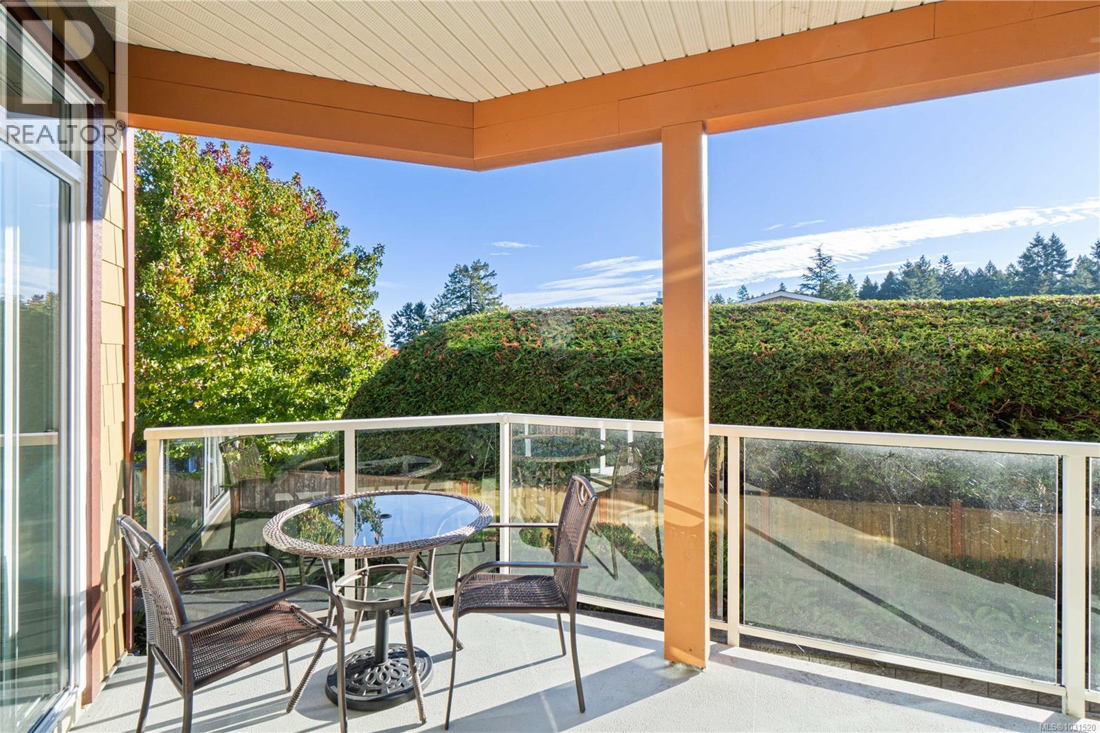 203 439 College Rd, Qualicum Beach, British Columbia  V9K 0B2 - Photo 5 - 1031520