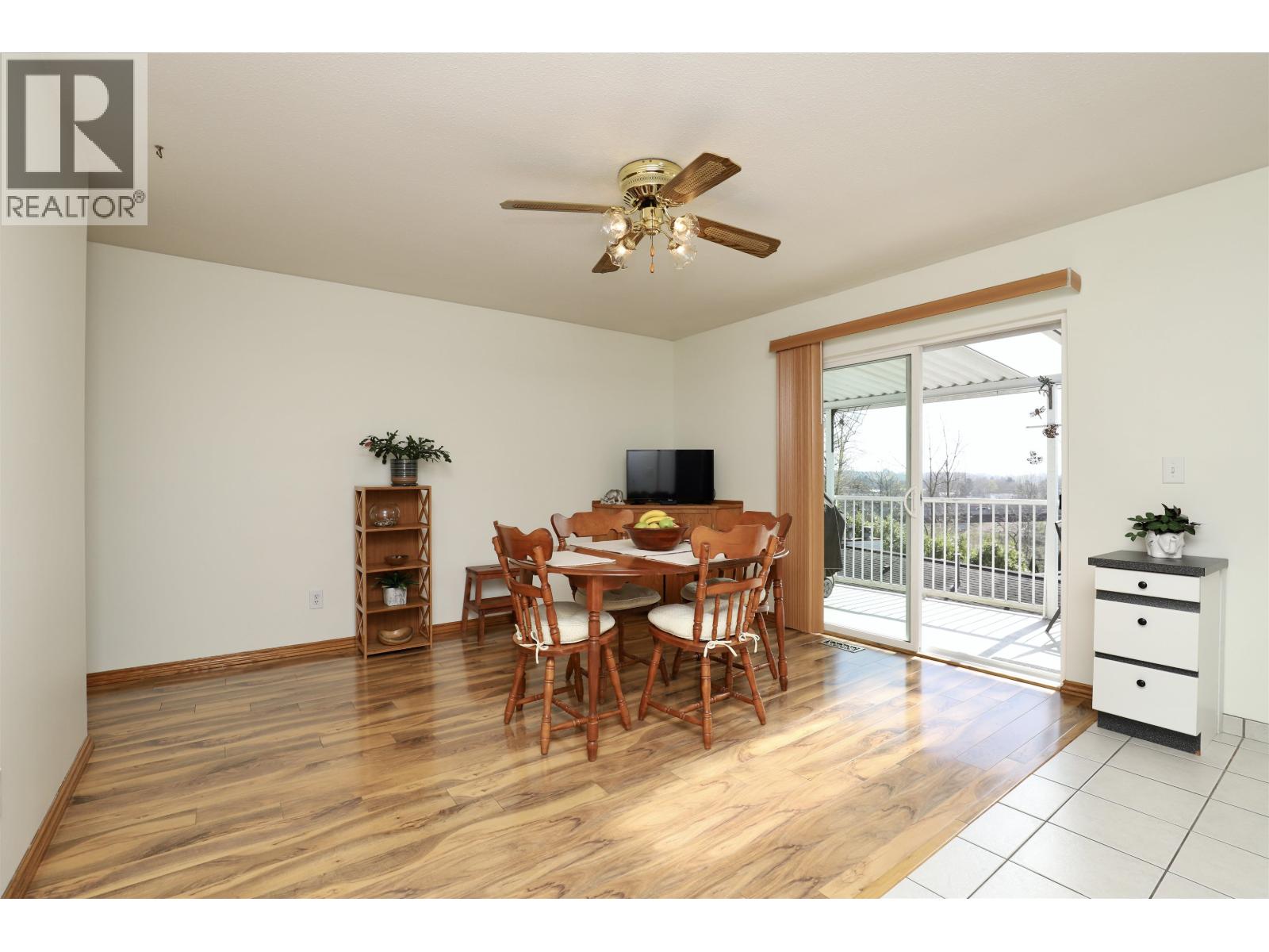 93 Warrick Street, Coquitlam, British Columbia  V3K 5L3 - Photo 4 - R3109807