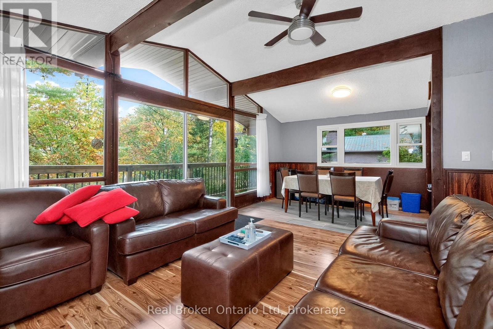 1950 Champlain Road, Tiny, Ontario  L9M 0B6 - Photo 6 - S12978522