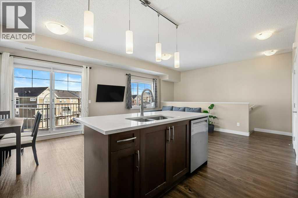 1102, 1225 Kings Heights Way SE, Airdrie, Alberta  T4A 0T7 - Photo 8 - A2299419