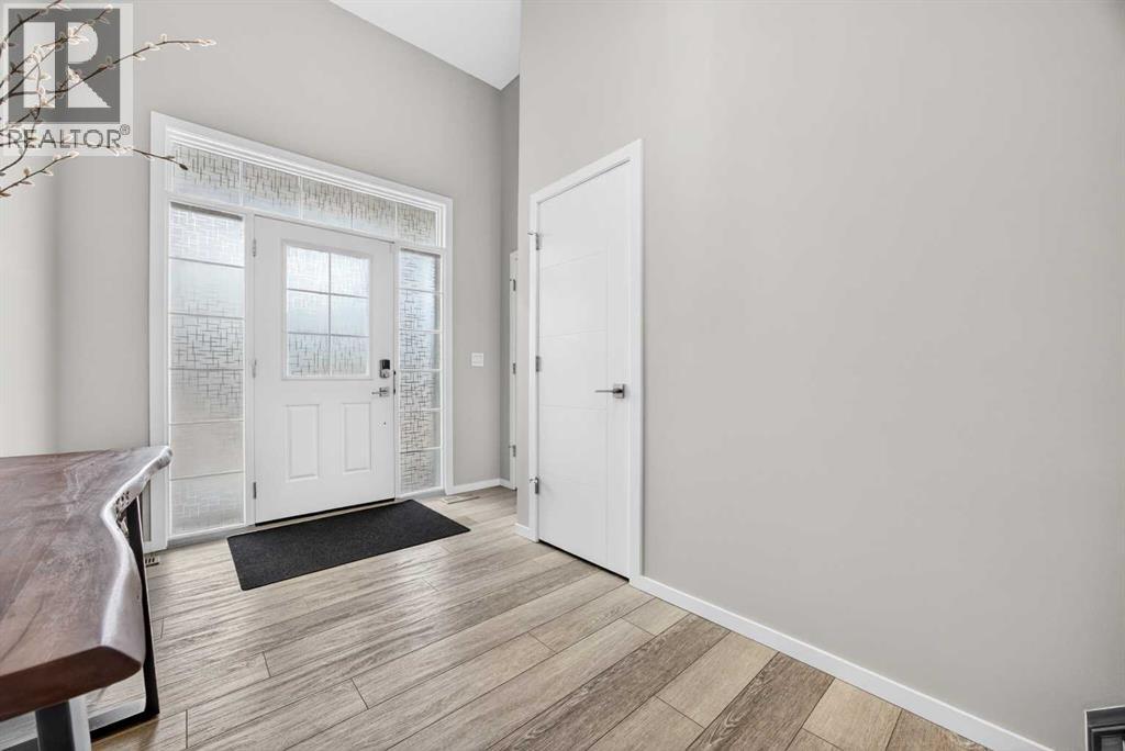 73 Yorkstone Heath SW, Calgary, Alberta  T2X 4S4 - Photo 3 - A2299650