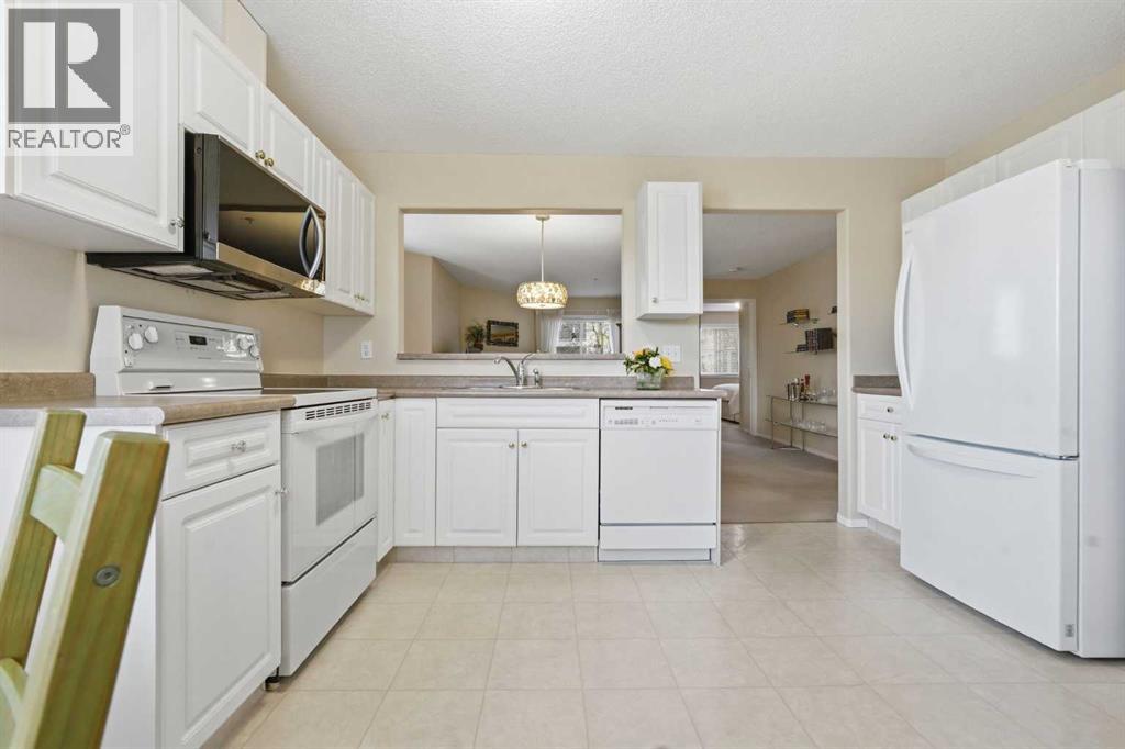 201, 280 Shawville Way SE, Calgary, Alberta  T2Y 3Z8 - Photo 3 - A2299734