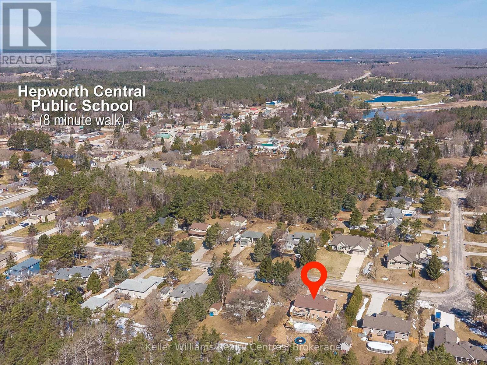 27 Pine Tree Drive, South Bruce Peninsula, Ontario  N0H 1P0 - Photo 3 - X12630506