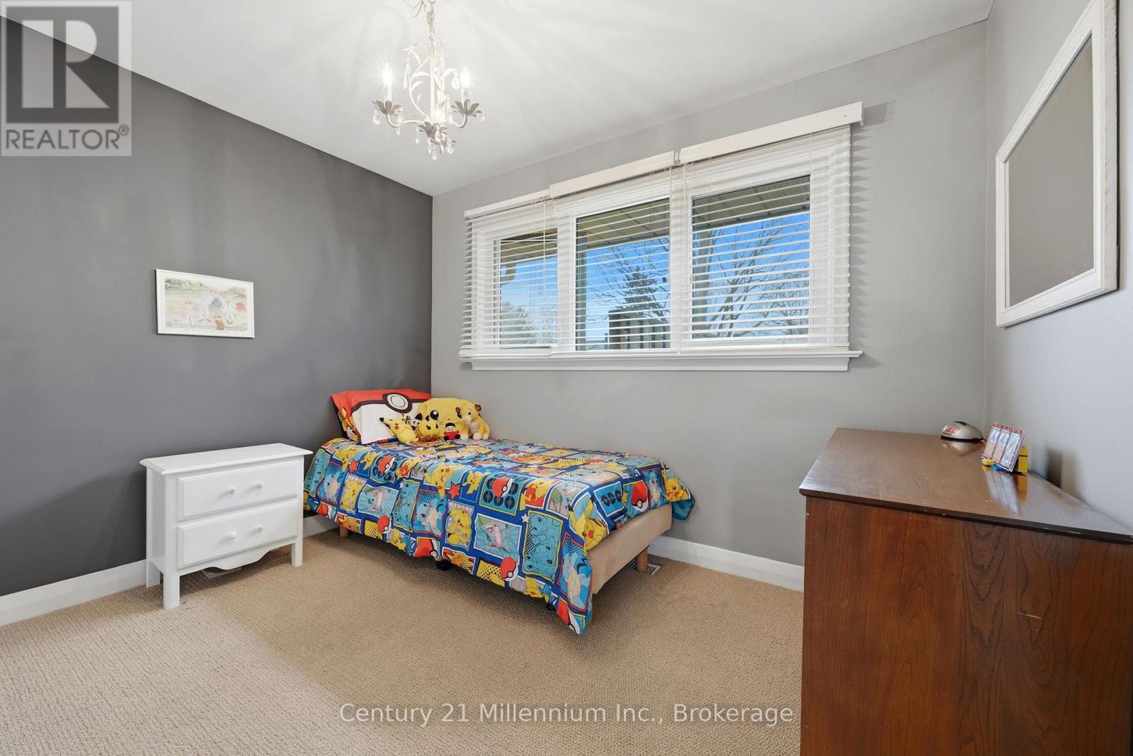 6 Earlscourt Crescent, Woodstock, Ontario  N4S 5H3 - Photo 28 - X12980266