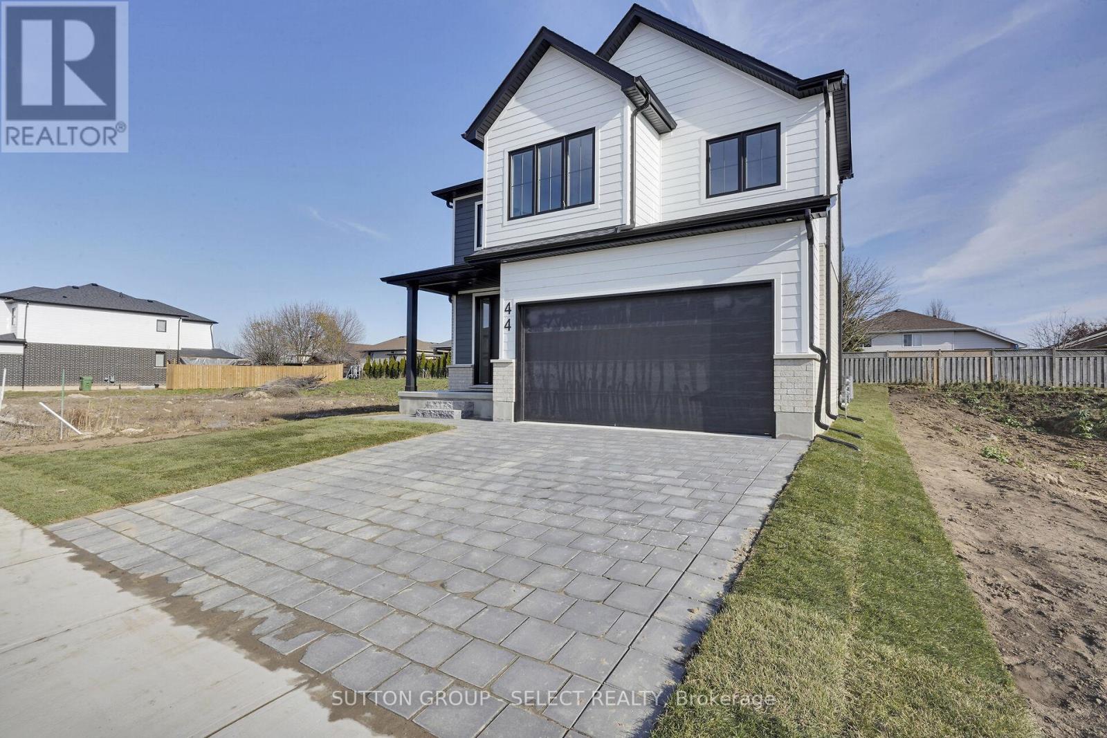 60 Bancroft Road, St. Thomas, Ontario  N5R 0M1 - Photo 2 - X12984816