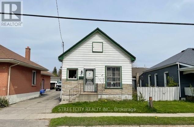 $1,600 Monthly126 Egerton Street, London East, Ontario