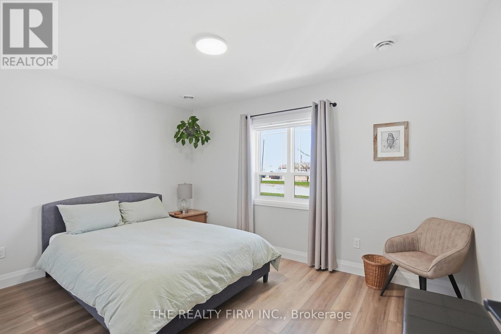 141 Victoria Avenue E, South Huron, Ontario  N0M 1M0 - Photo 29 - X12984908