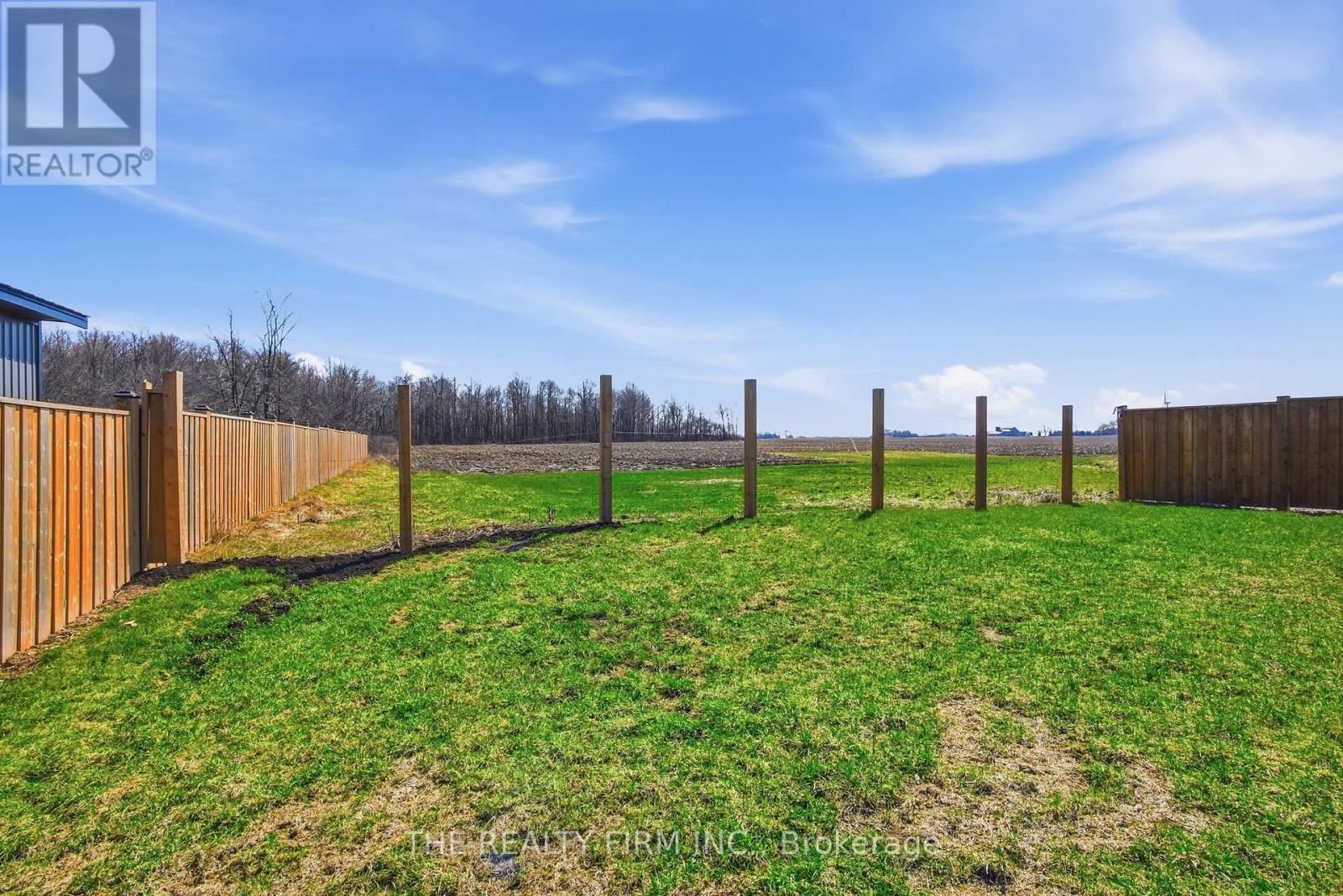 141 Victoria Avenue E, South Huron, Ontario  N0M 1M0 - Photo 47 - X12984908