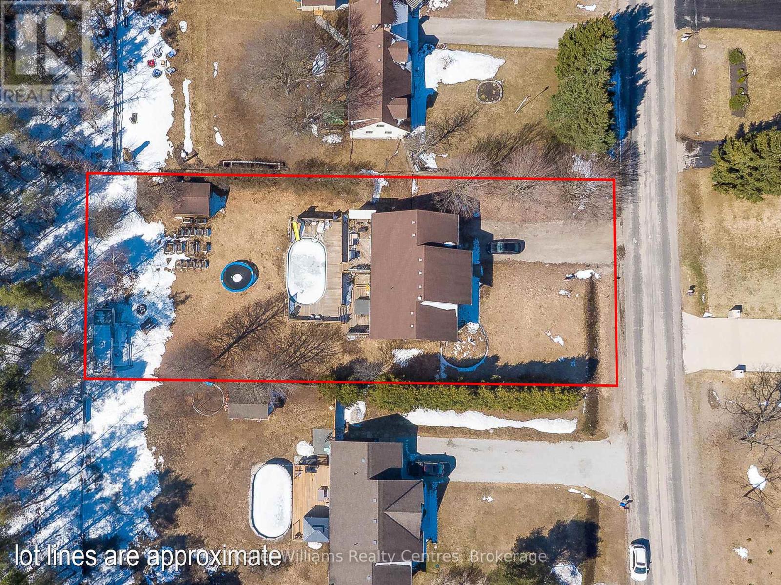 27 Pine Tree Drive, South Bruce Peninsula, Ontario  N0H 1P0 - Photo 2 - X12630506