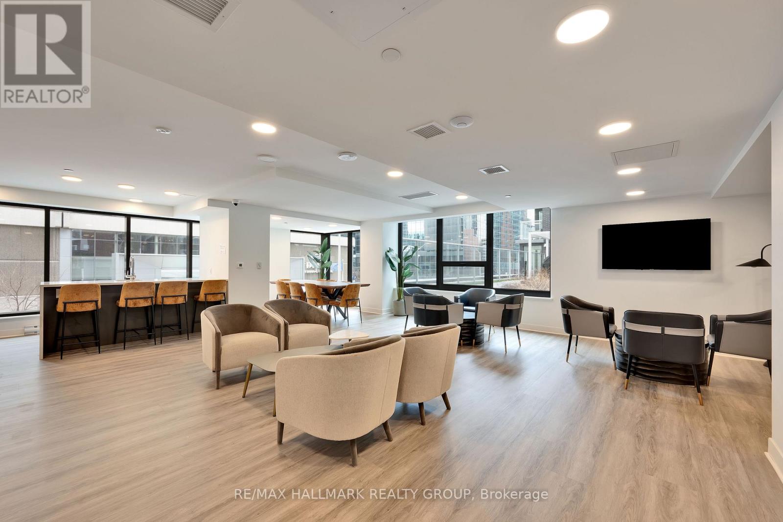 2308 - 340 Queen Street, Ottawa, Ontario  K1R 0G1 - Photo 18 - X12984790