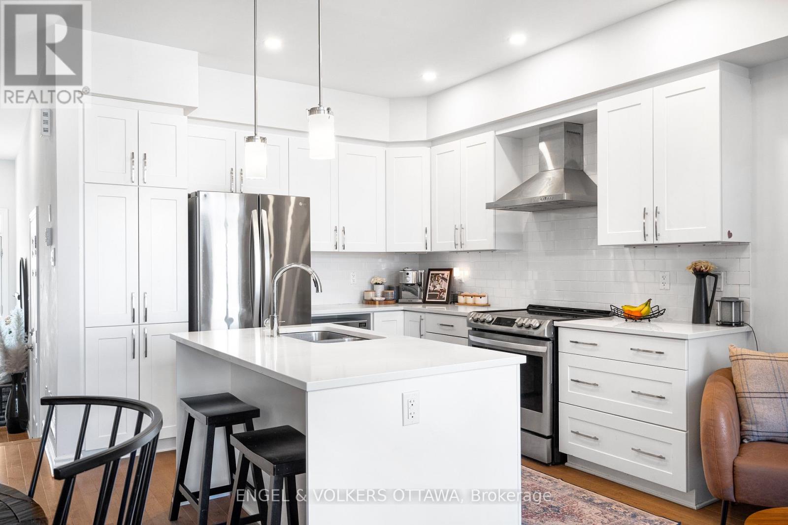 740 Miikana Road, Ottawa, Ontario  K1X 0H6 - Photo 10 - X12984820