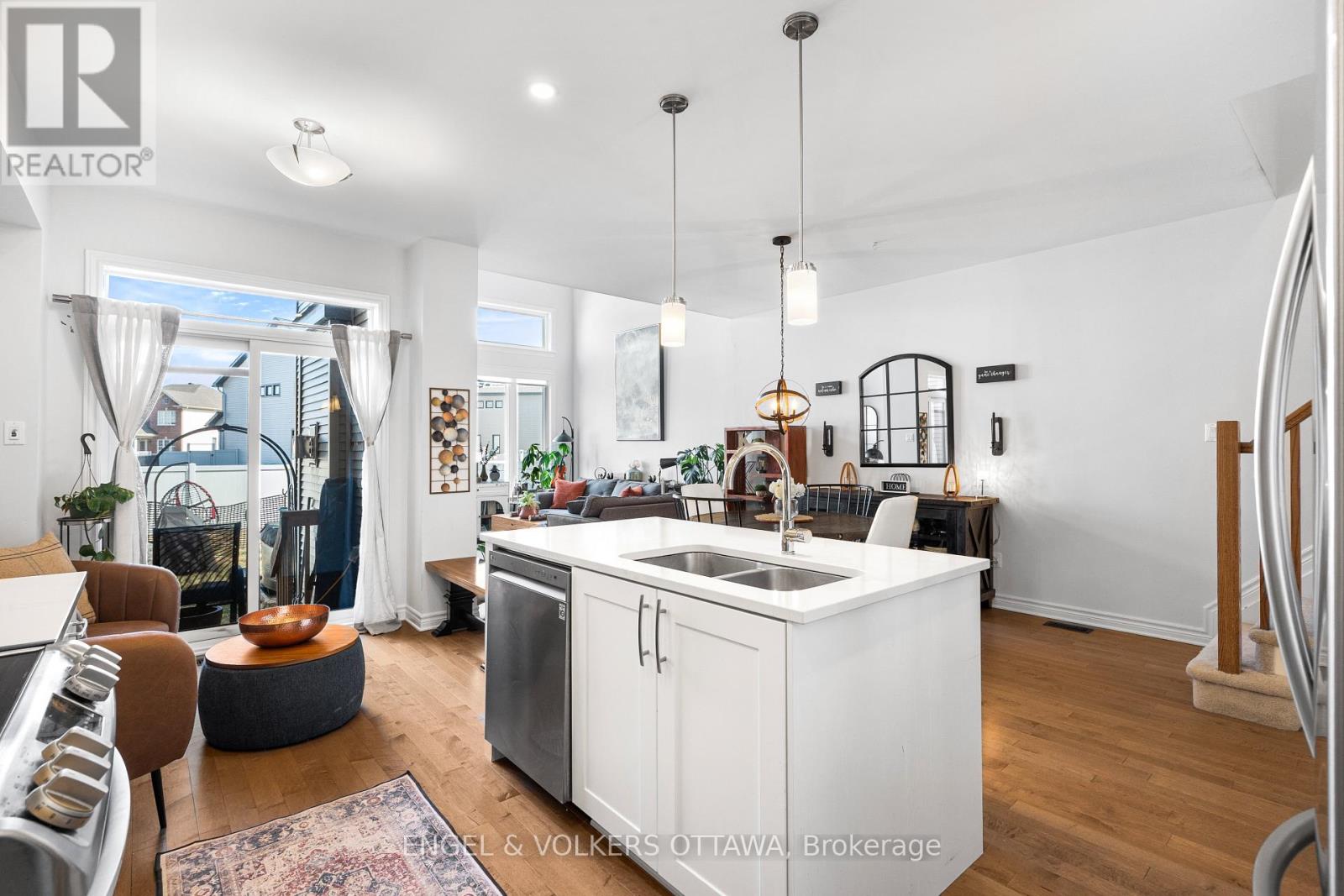 740 Miikana Road, Ottawa, Ontario  K1X 0H6 - Photo 13 - X12984820