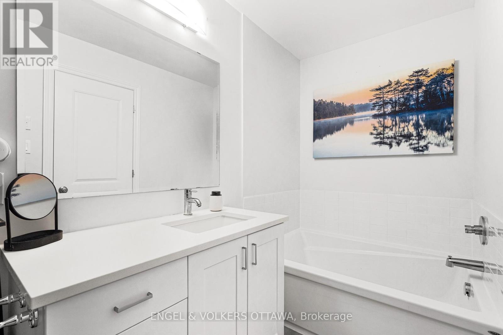 740 Miikana Road, Ottawa, Ontario  K1X 0H6 - Photo 29 - X12984820