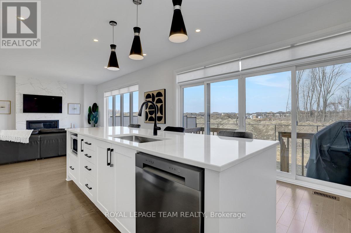 949 Atrium Ridge, Ottawa, Ontario  K4M 0P3 - Photo 21 - X12984852