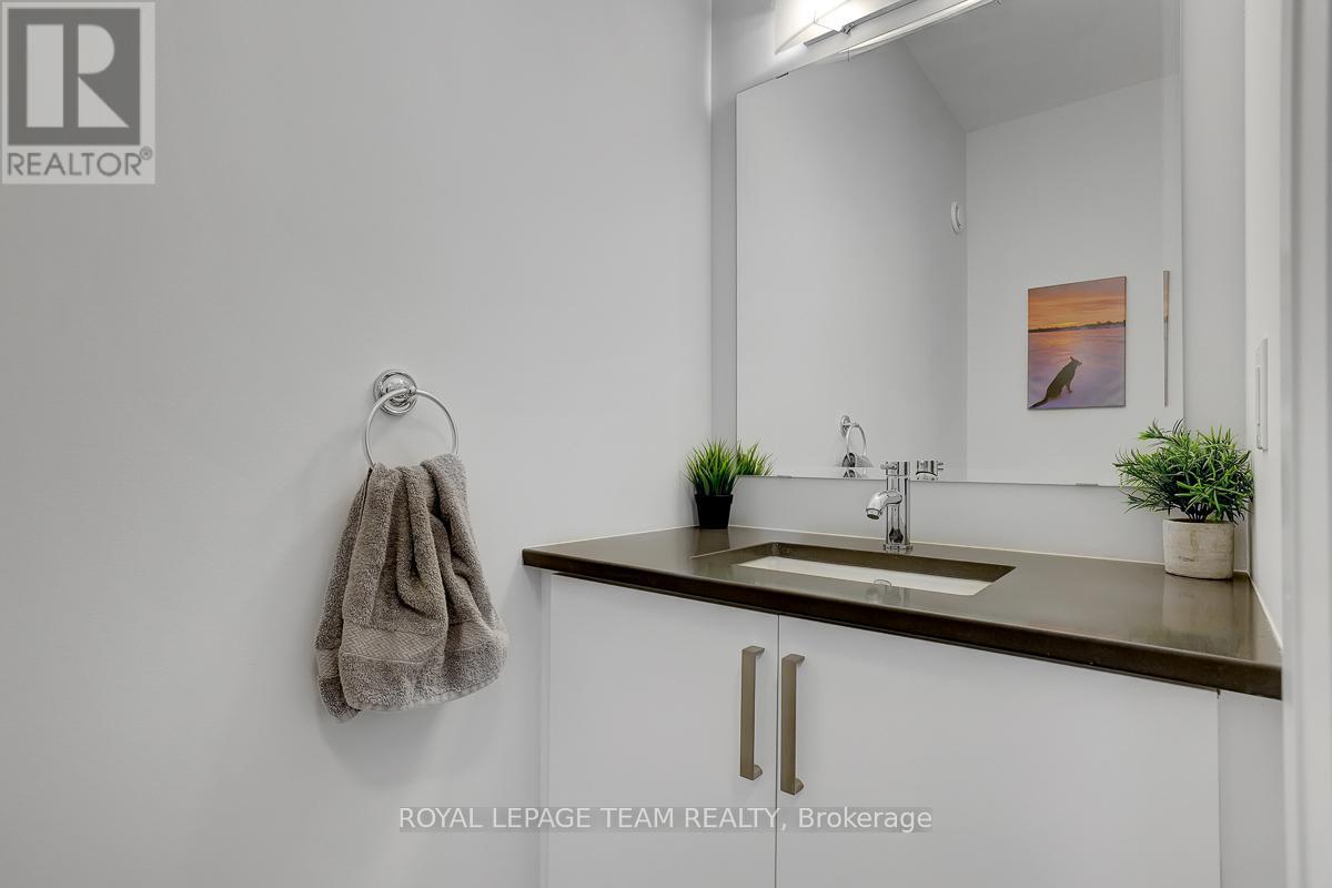 949 Atrium Ridge, Ottawa, Ontario  K4M 0P3 - Photo 25 - X12984852