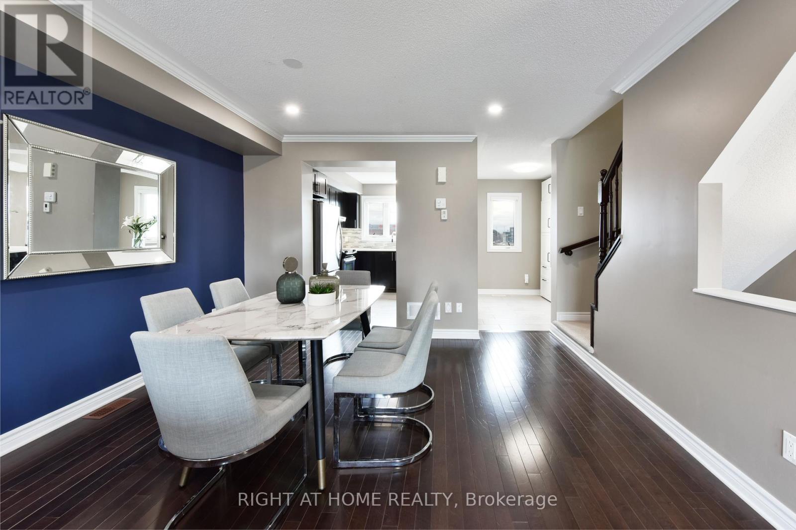 520 Silvertip Lane, Ottawa, Ontario  K2T 0H7 - Photo 17 - X12984862