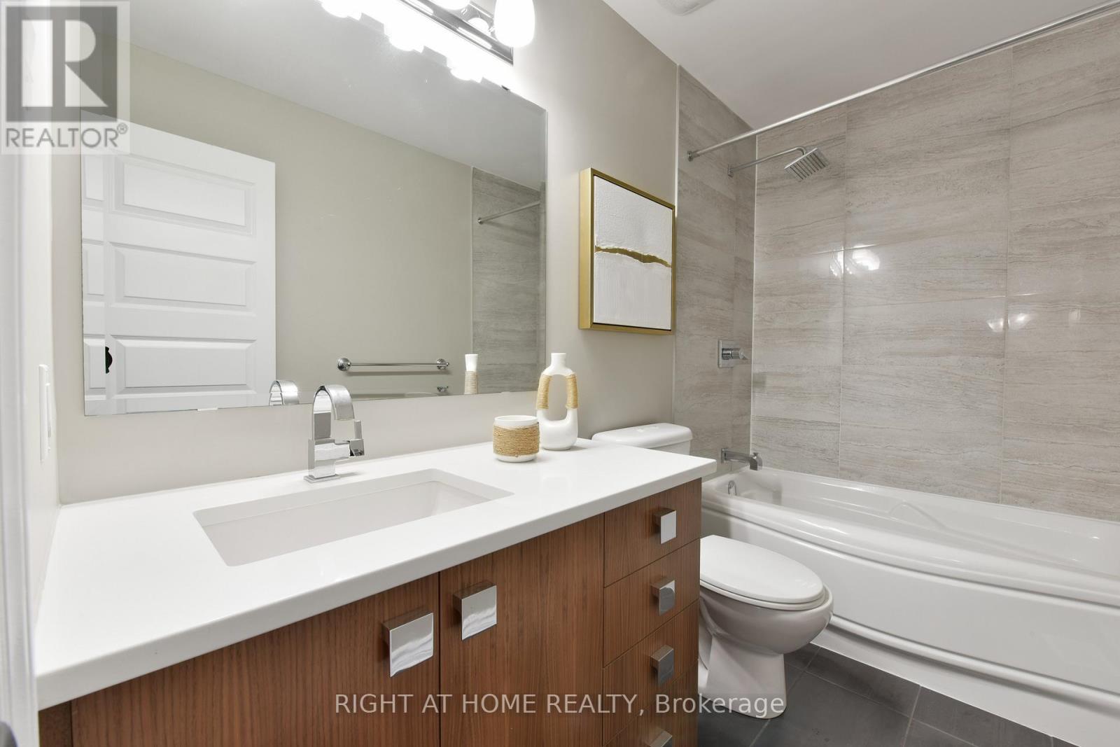 520 Silvertip Lane, Ottawa, Ontario  K2T 0H7 - Photo 31 - X12984862