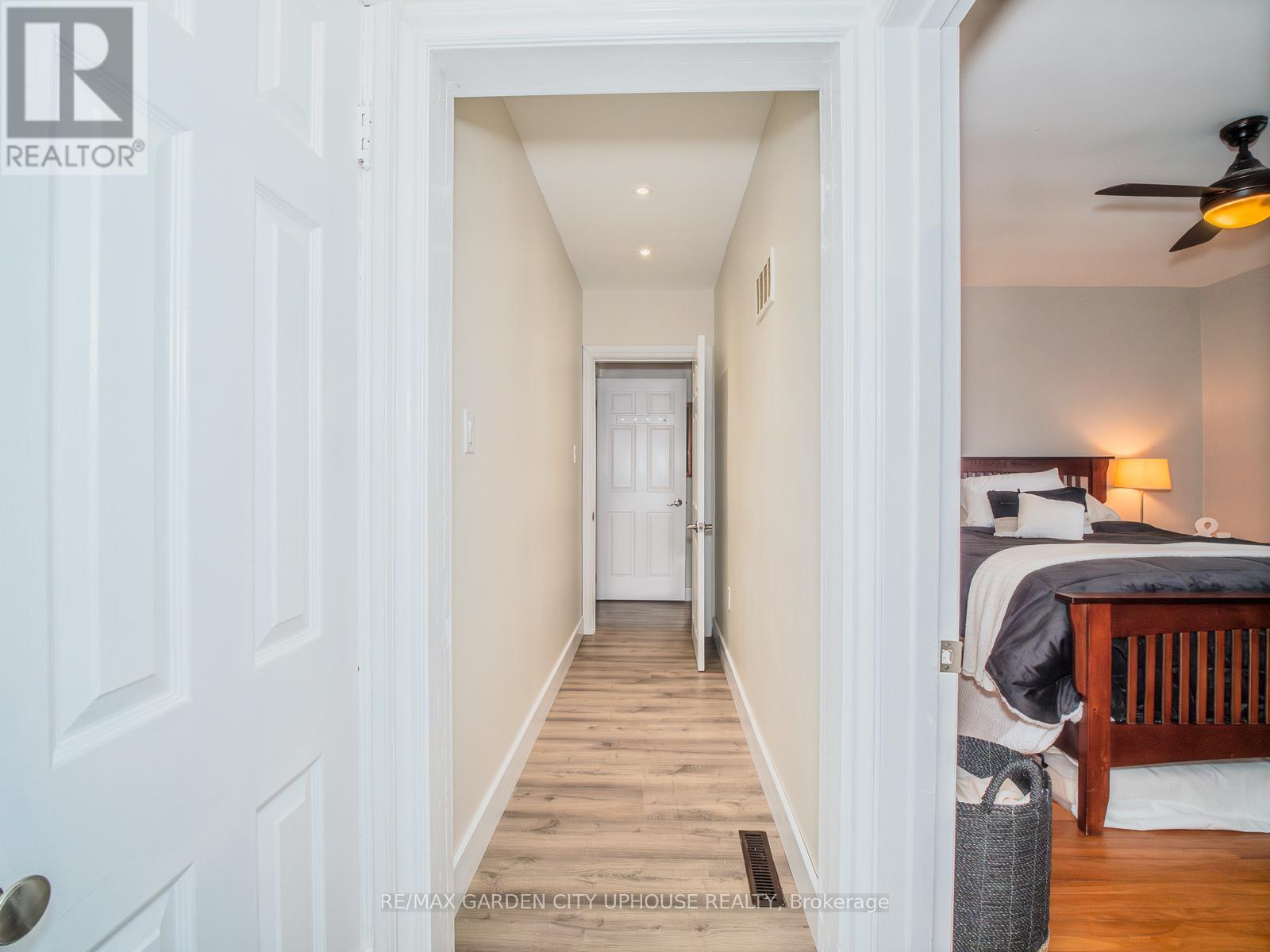 190 First Street Louth Street, St. Catharines, Ontario  L2S 0A6 - Photo 8 - X12984916