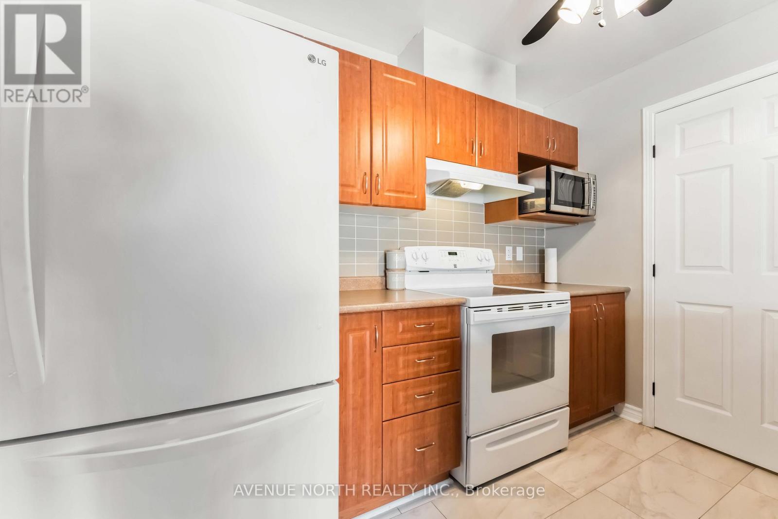 B - 101 Artesa Private, Ottawa, Ontario  K2S 0J8 - Photo 13 - X12741506