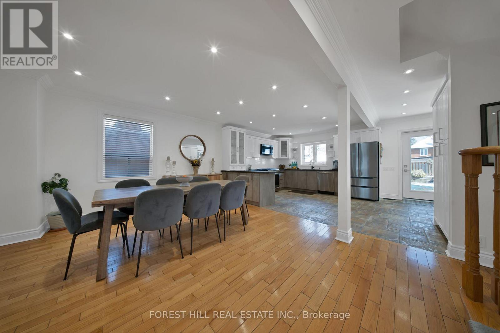 34 Edge Park Avenue, Toronto, Ontario  M1L 2E6 - Photo 14 - E12982296