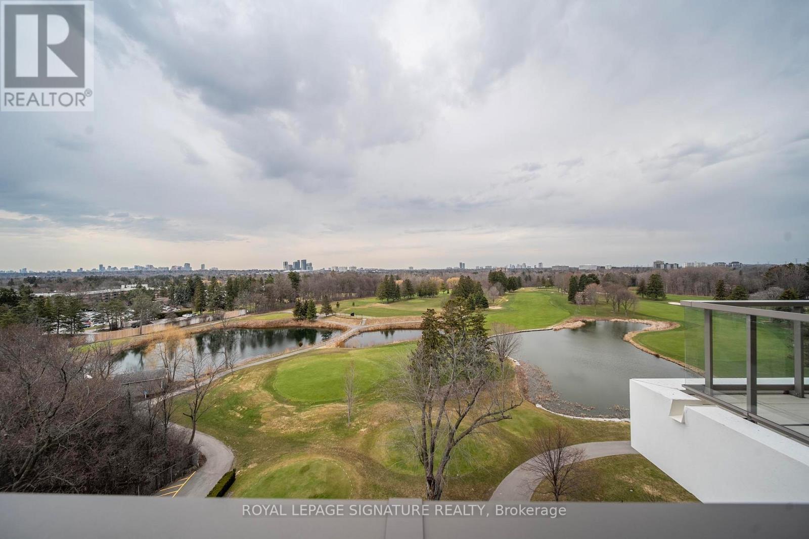 617 - 399 Royal Orchard Boulevard, Markham, Ontario  L3T 0H3 - Photo 10 - N12982514