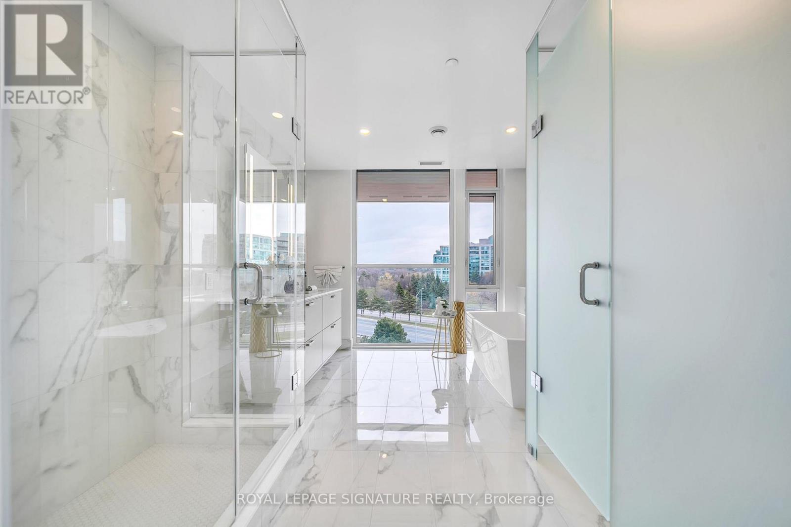 617 - 399 Royal Orchard Boulevard, Markham, Ontario  L3T 0H3 - Photo 23 - N12982514