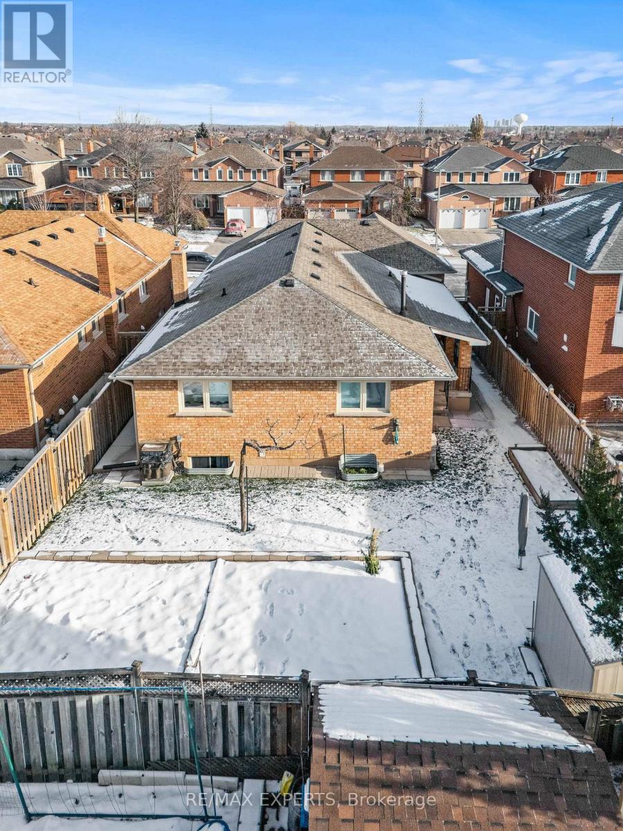 92 Mapes Avenue, Vaughan, Ontario  L4L 8R9 - Photo 39 - N12983846