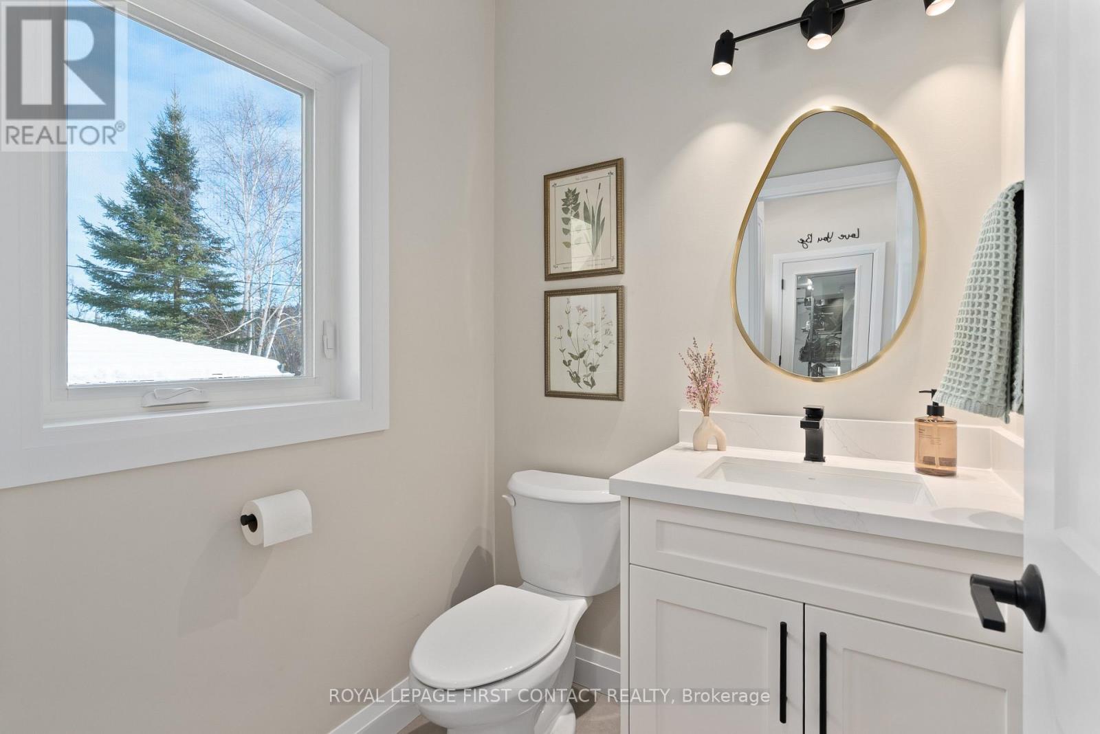 18 Lakeview Road, Oro-Medonte, Ontario  L0L 2E0 - Photo 24 - S12657214