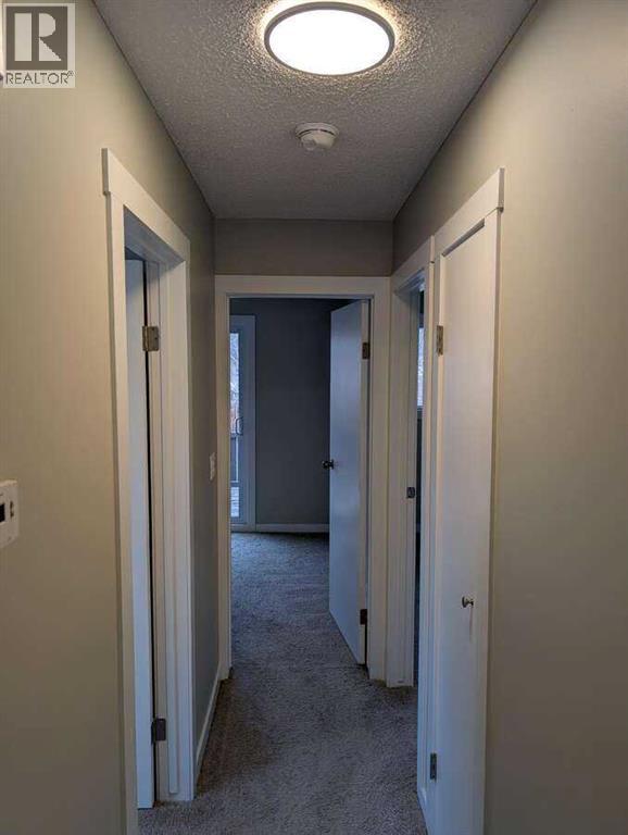 528 Queensland Place Se, Calgary, Alberta  T2J 4T3 - Photo 15 - A2291797