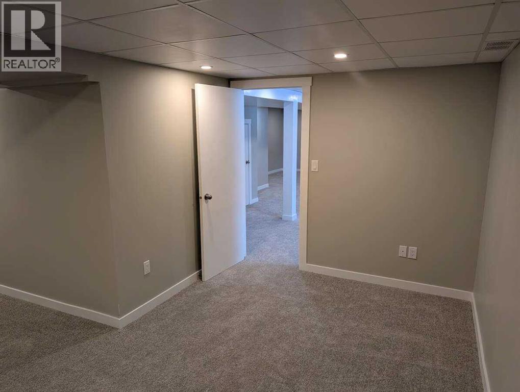 528 Queensland Place Se, Calgary, Alberta  T2J 4T3 - Photo 32 - A2291797