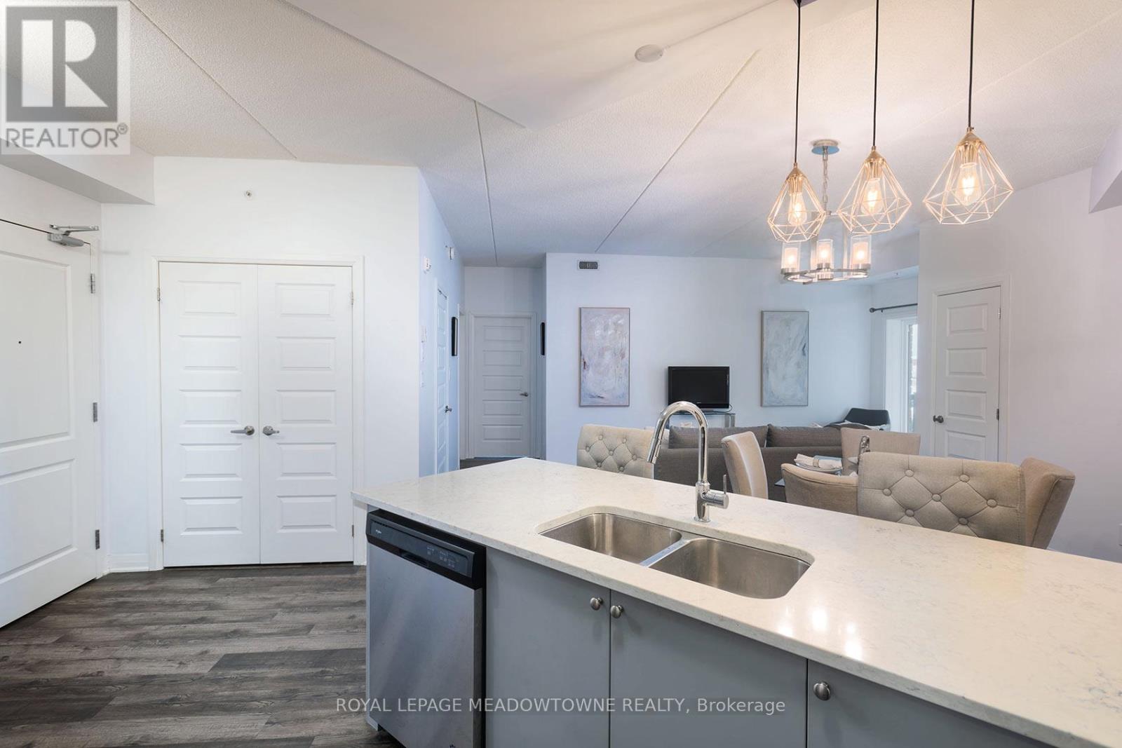 324 - 610 Farmstead Drive, Milton, Ontario  L9T 8X5 - Photo 16 - W12944344