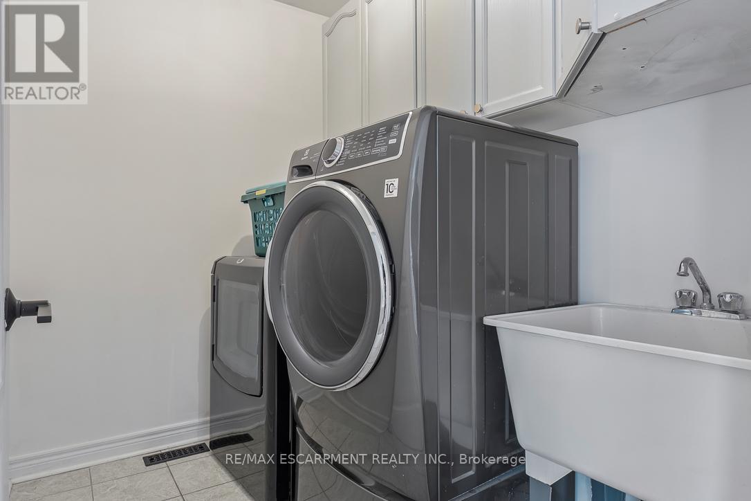 5360 Landsborough Avenue, Mississauga, Ontario  L5R 3X1 - Photo 36 - W12984762