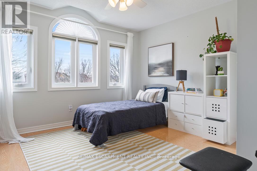 5360 Landsborough Avenue, Mississauga, Ontario  L5R 3X1 - Photo 32 - W12984762