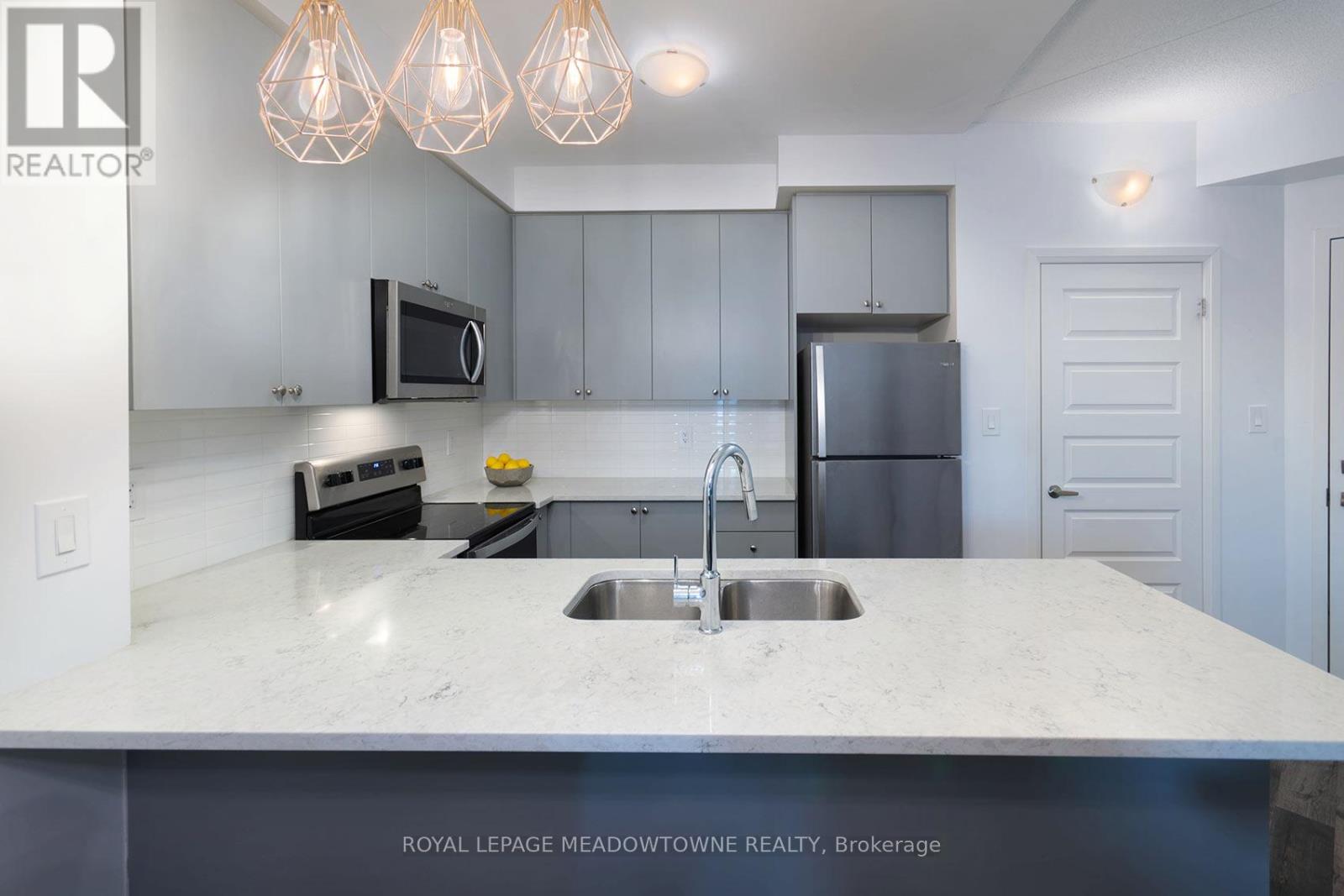 324 - 610 Farmstead Drive, Milton, Ontario  L9T 8X5 - Photo 18 - W12944344