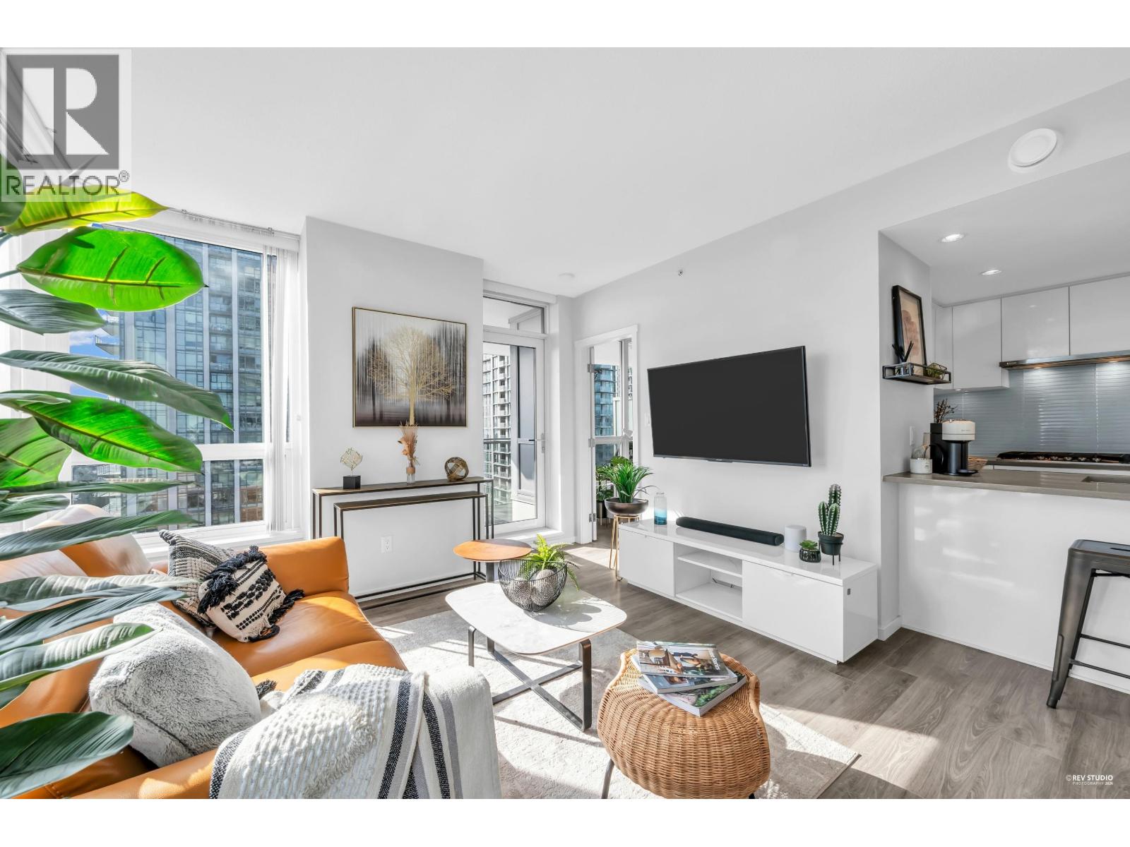 2201 6638 Dunblane Avenue, Burnaby, British Columbia  V5H 0G8 - Photo 3 - R3109752