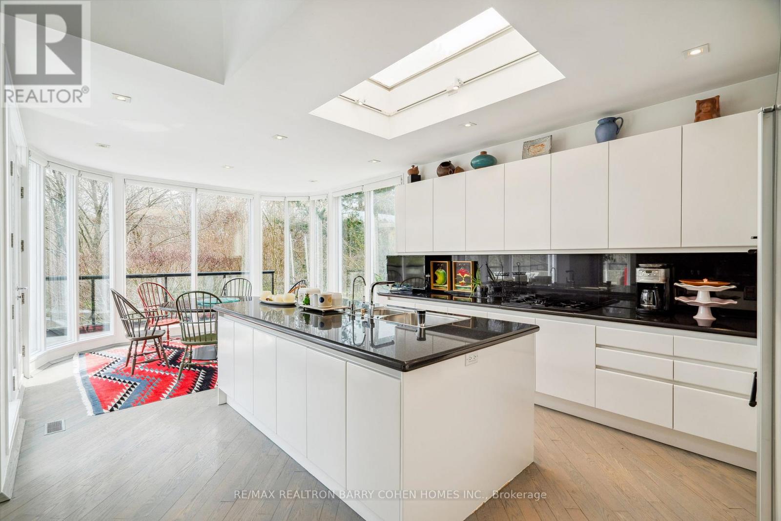 18 Timberglade Court, Toronto, Ontario  M2L 2Y2 - Photo 21 - C12984882