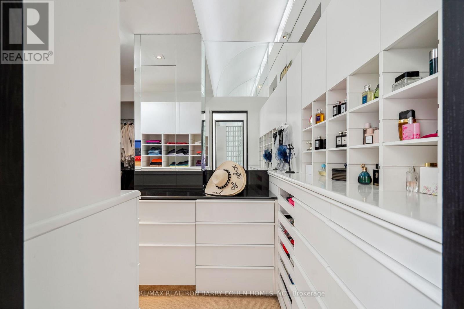 18 Timberglade Court, Toronto, Ontario  M2L 2Y2 - Photo 31 - C12984882