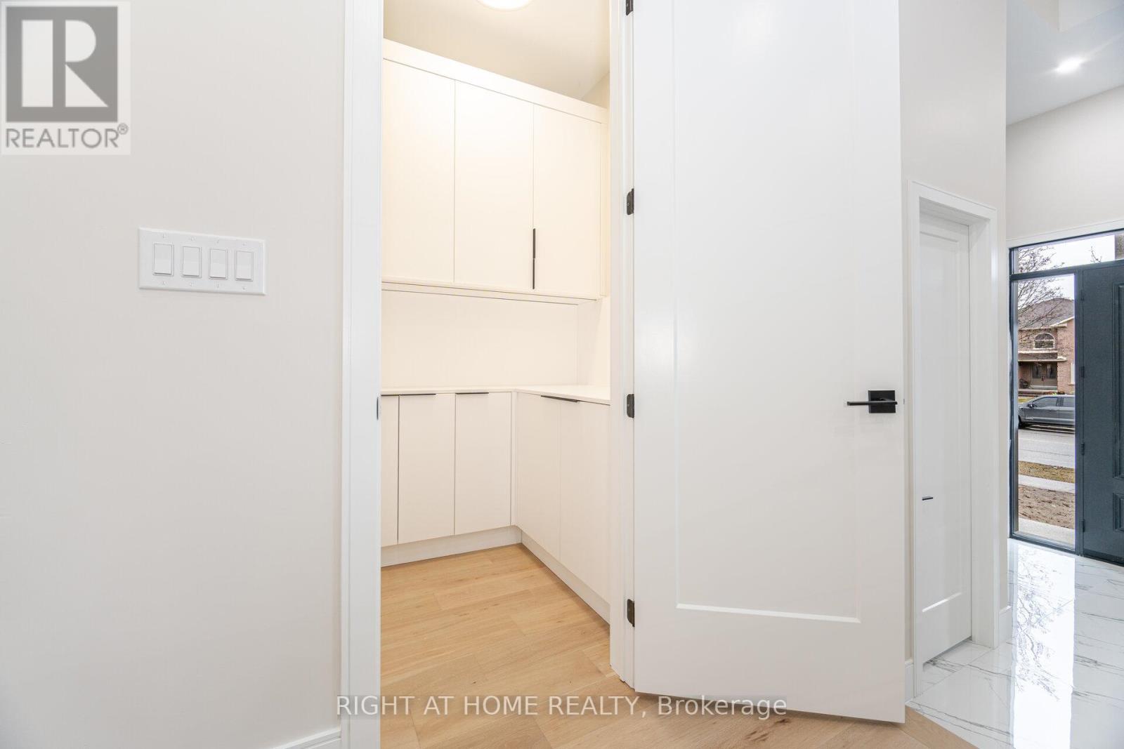 1950 Rosebank Road, Pickering, Ontario  L1V 1P8 - Photo 17 - E12984778