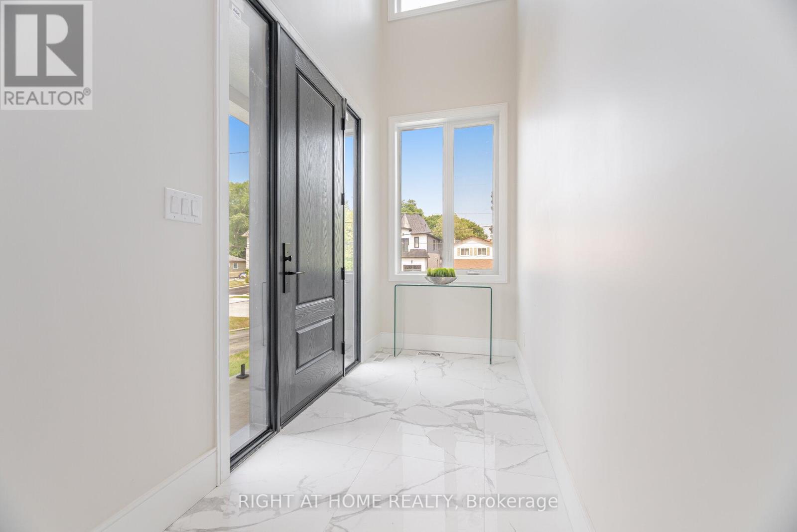 1984 Guild Road, Pickering, Ontario  L1V 1Y1 - Photo 5 - E12984928